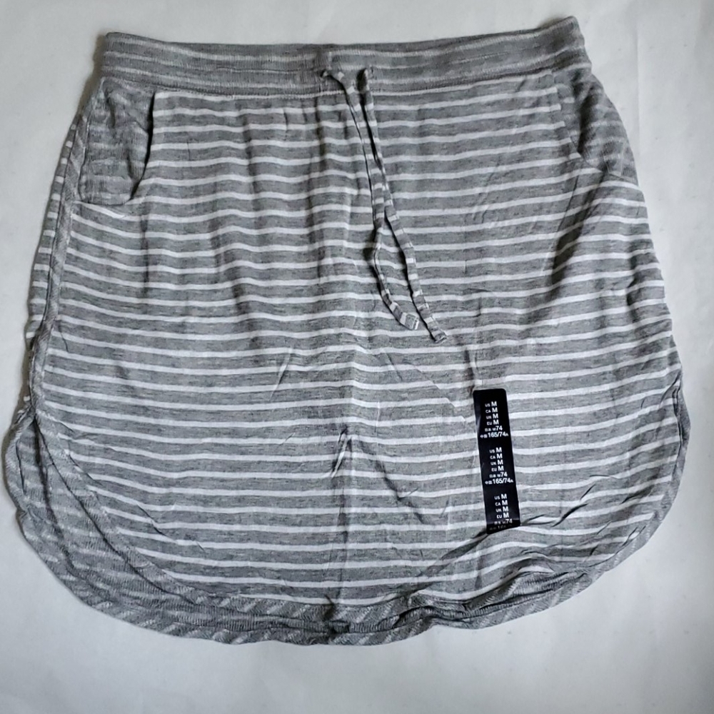 Gap drawstring skirt...Sz M